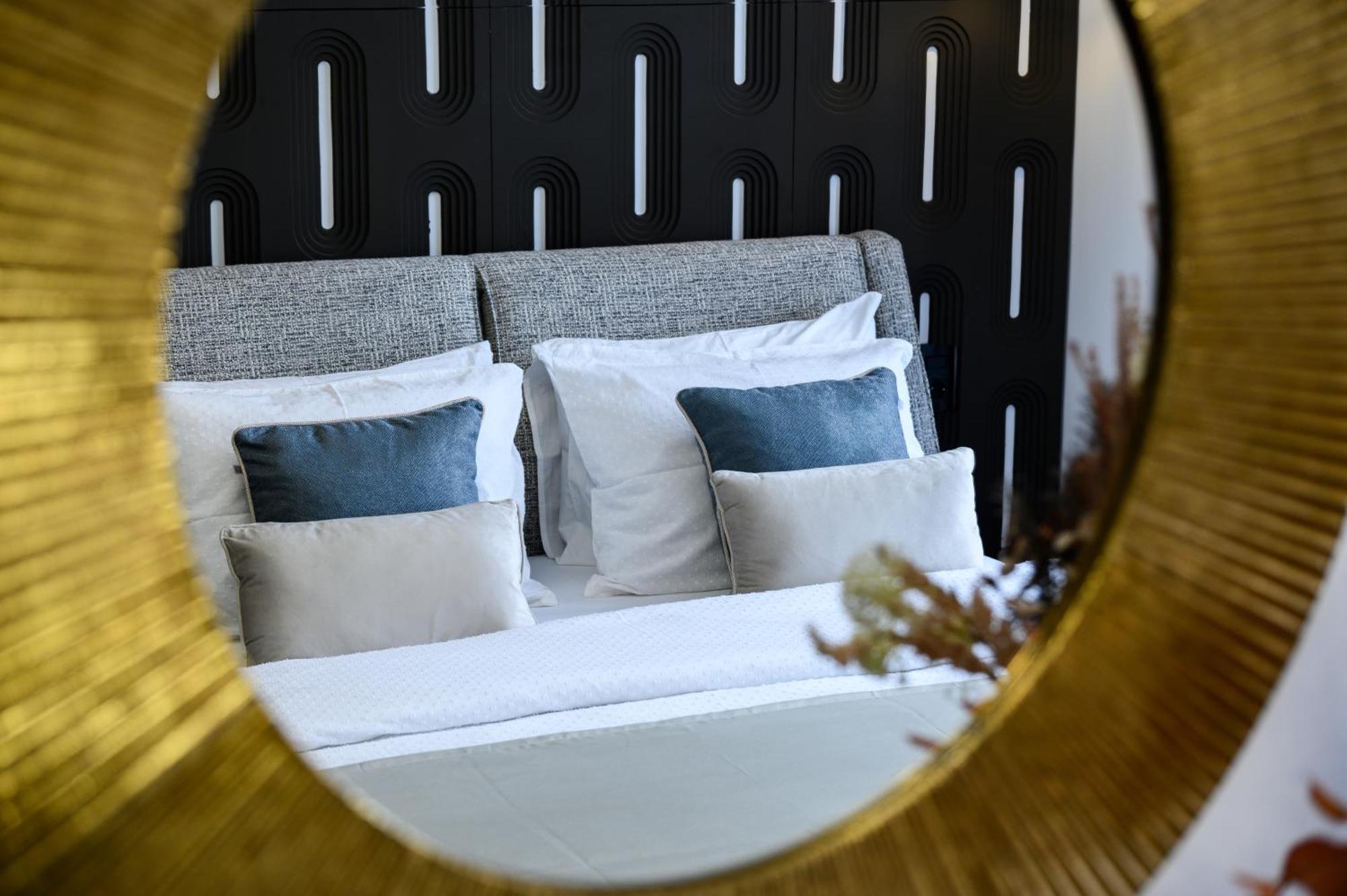 Urban Downtown Luxury Rooms And Suites Belgrado Habitación foto